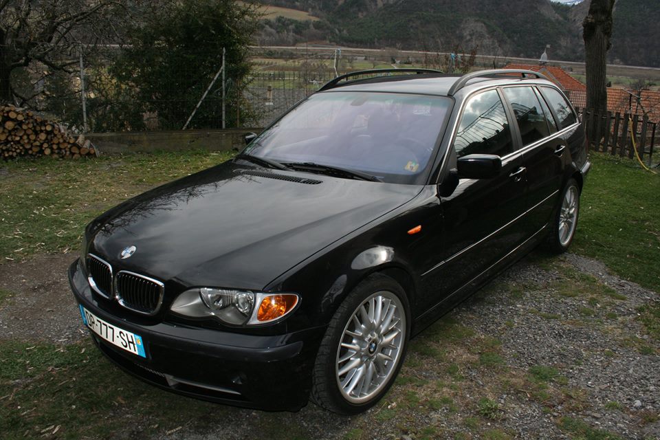 BMW 330i